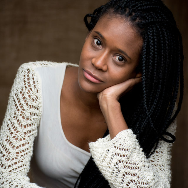 BRIANDA CARRERAS 9005