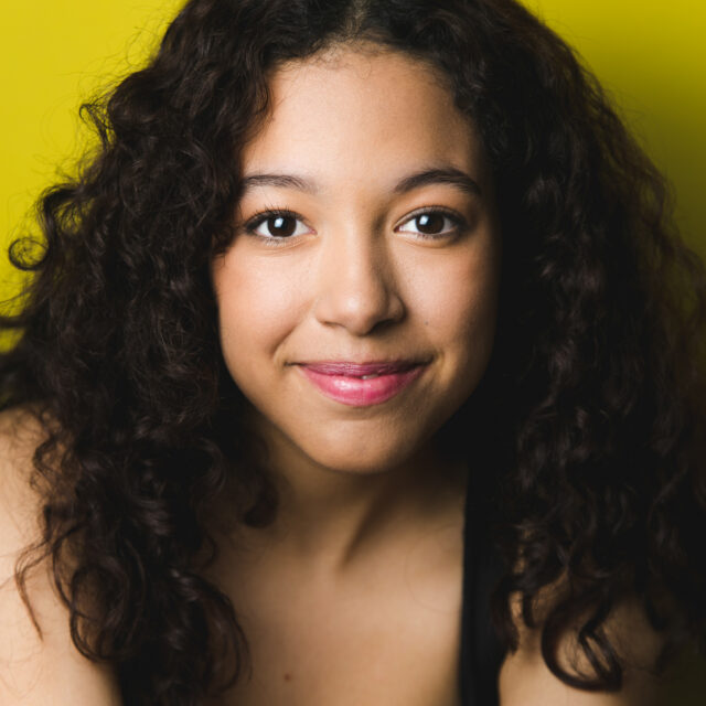 JASMINE QZAIBAR LILLY 8402