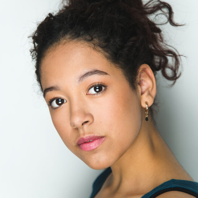 JASMINE QZAIBAR LILLY 8403