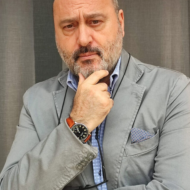 VALENTINO PIZZUTO 7401