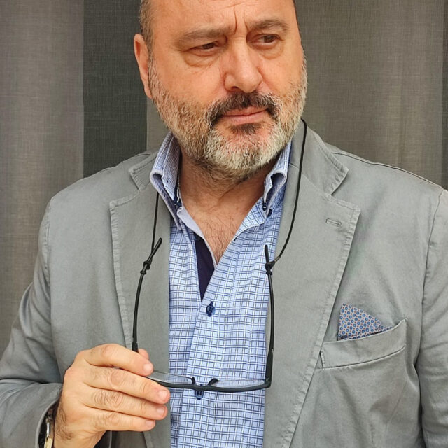 VALENTINO PIZZUTO 7405