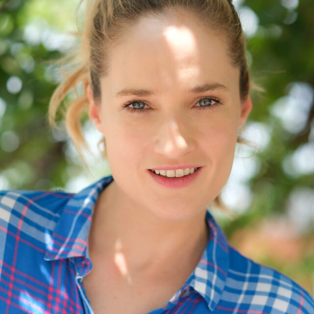 PAVLINA HOLUBOVA 9022